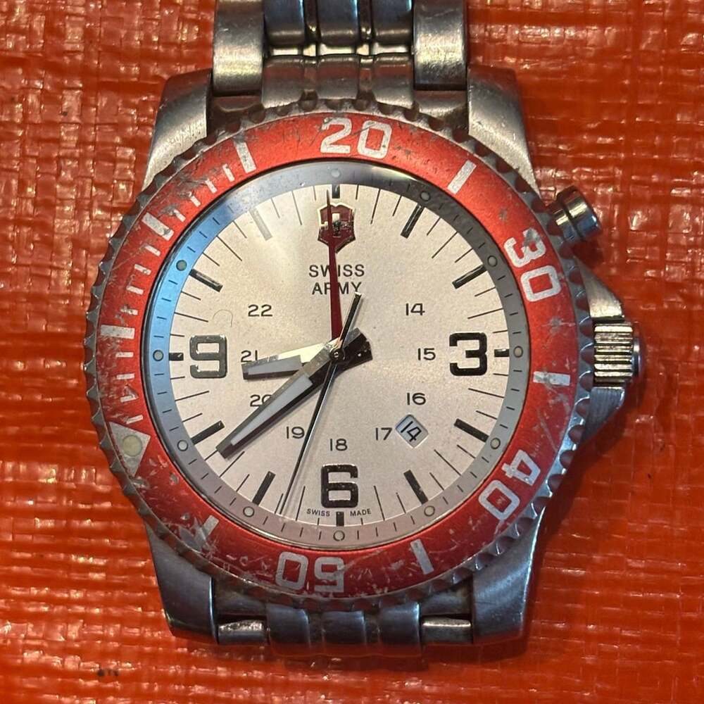 Victorinox Swiss Army Maverick II Alarm Red Bezel Silver Dial Watch